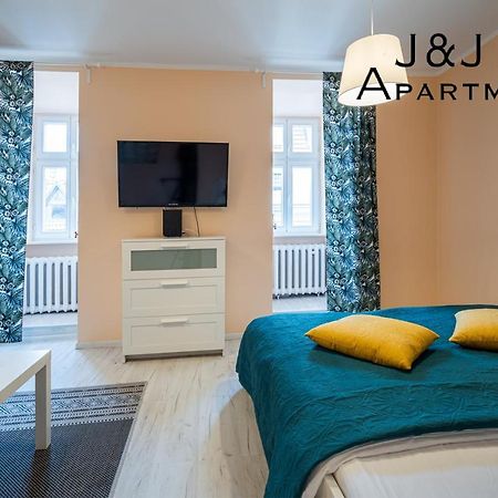J&J Apartments - Szczytna 1, Apartament 10 Torun Bagian luar foto